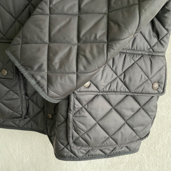 Polo by Ralph Lauren Diamond Quilted Jacket with suede shoulder patch. - Picture 5 of 9